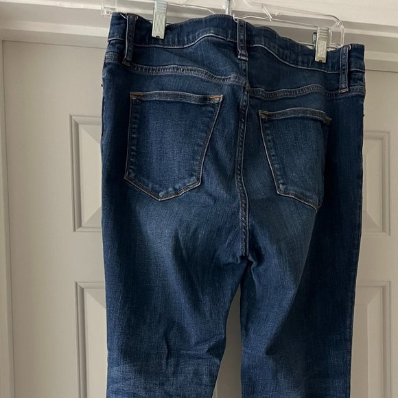 JCrew Dark Wash Skinny Jeans - Size 31 - Picture 3 of 5